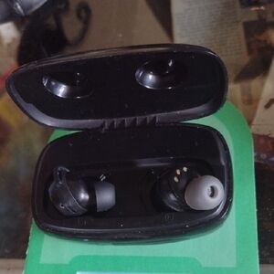 Tribit Black Wireless Earbuds with Charging Case Model STH92